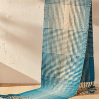 Foulard en bébé alpaga tissé sur métier à peigne envergeur