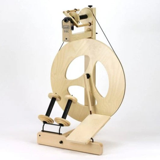 Louet spinning wheel S10C