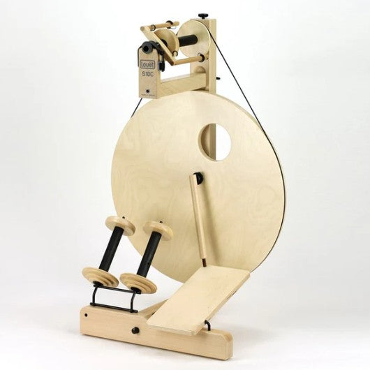 Louet spinning wheel S10C