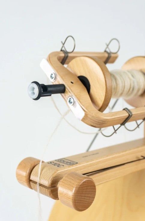 Louet spinning wheel S10C