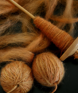 Learning to Spin with a drop spindle  | April 19, 2025