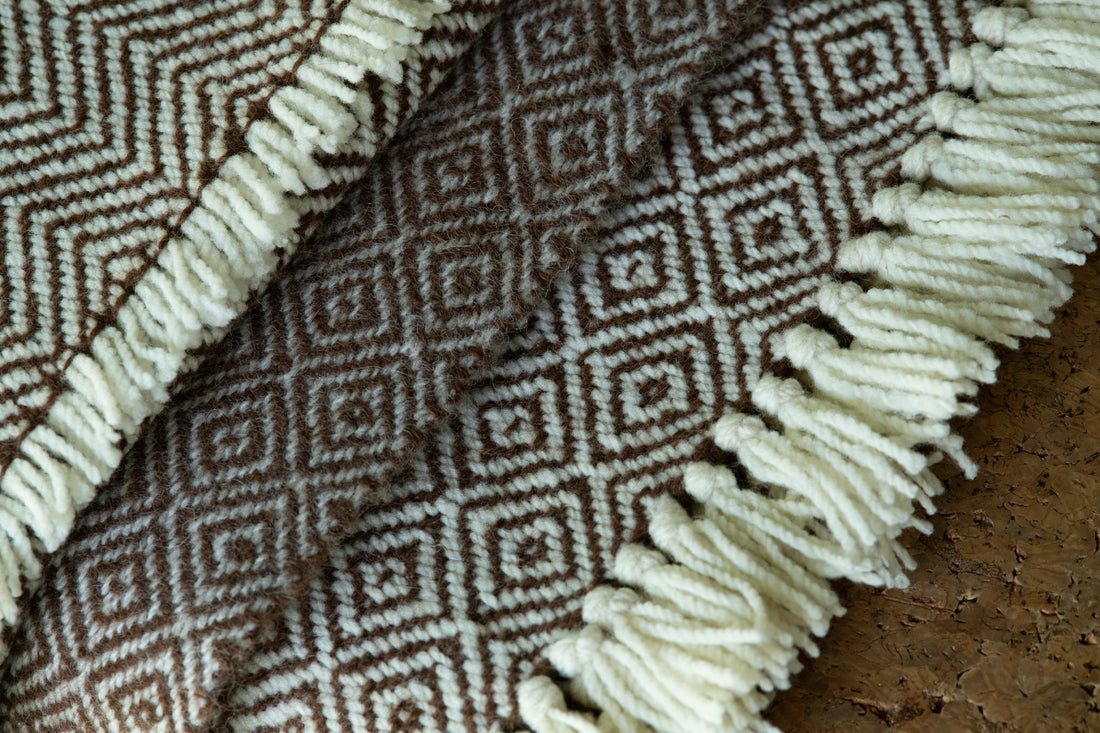 Couverture tissée en laine canadienne Parkland en armure sergé