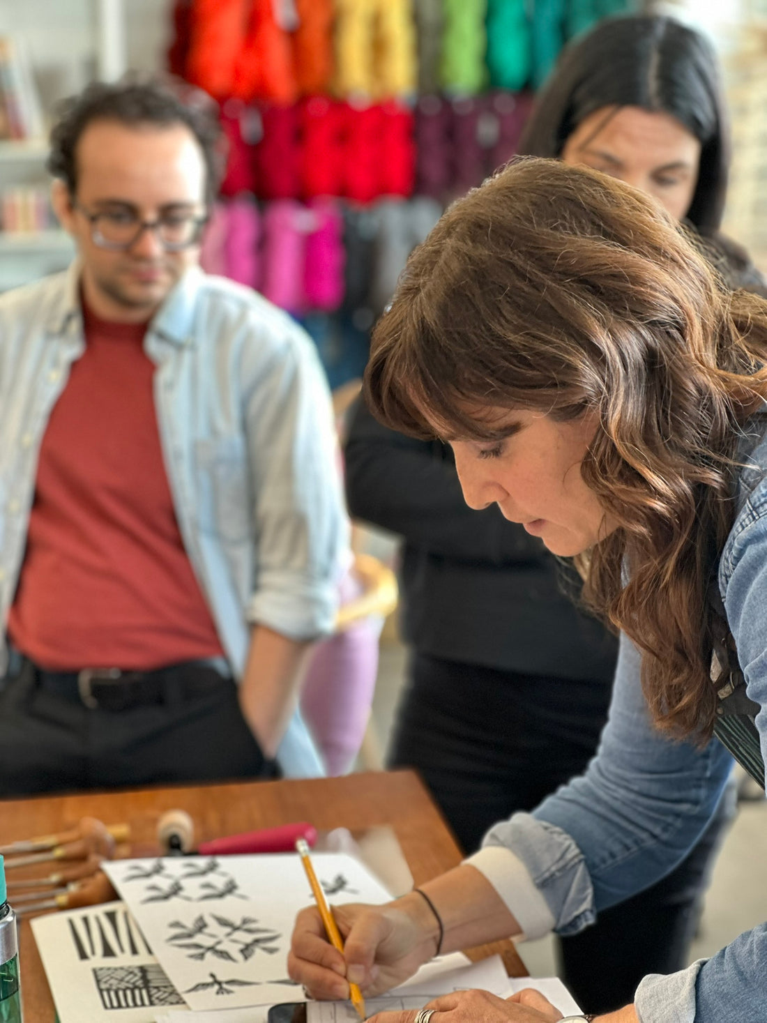 Atelier – Initiation à la linogravure sur tissus |  25 avril 2026