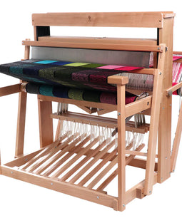 Métier à tisser de plancher 8 cadres Pas à la lève | Ashford