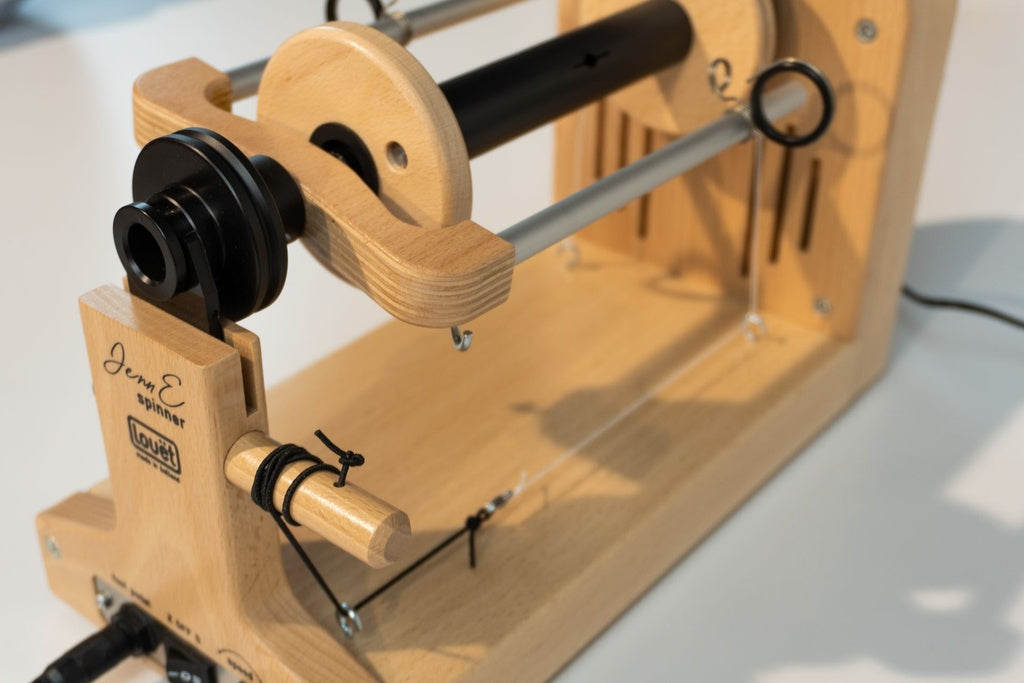 Louët Jenn-E electric spinning wheel
