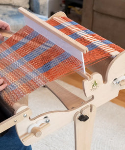 INTRODUCTION TO RIGID HEDDLE LOOM